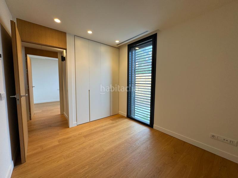 Foto ae5b9665-dad3-48a3-ba4e-64cab17837ea. Casa con riscaldamento parcheggio piscina in Sarrià Barcelona