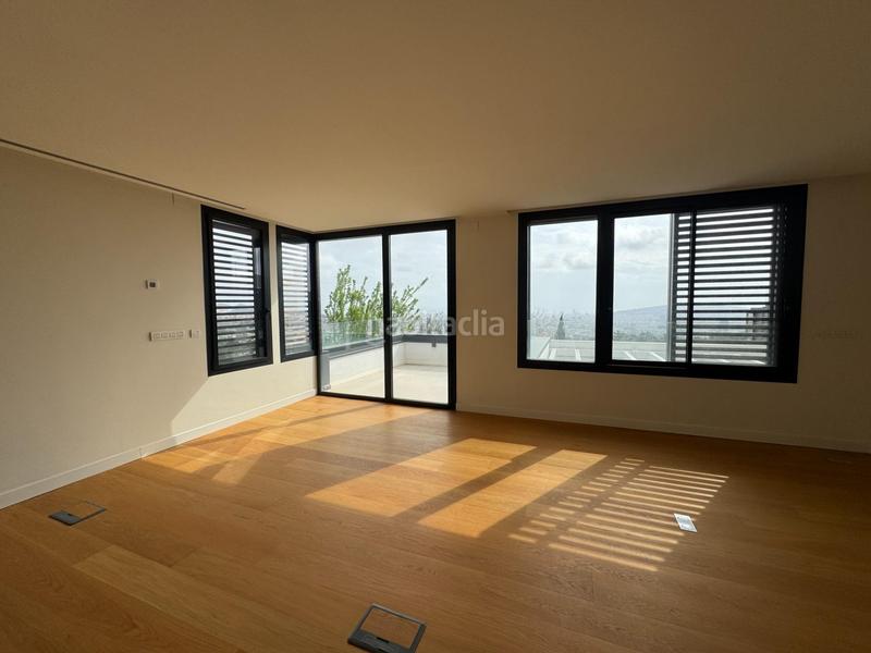 Foto ccfe3496-7a9e-4e20-8740-517771d068fd. Casa con riscaldamento parcheggio piscina in Sarrià Barcelona