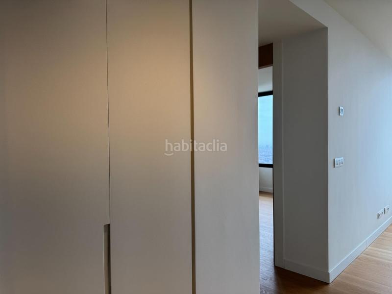 Foto e0a67ed0-d2fb-48c9-b95c-56c21a12f879. Casa con riscaldamento parcheggio piscina in Sarrià Barcelona