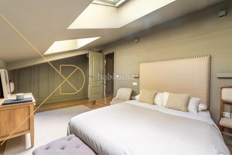 Foto 314984d7-e331-4e4b-9d38-0e9f8dd009d2. Casa impresionante casa reformada en av.pearson en Barcelona