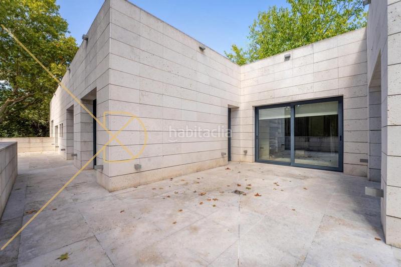Foto c3dc5c72-8bd5-4a36-af44-1847a25982f1. Casa impresionante casa reformada en av.pearson en Barcelona