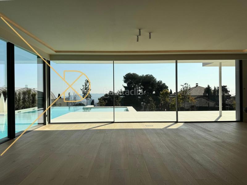 Foto 7b254051-ee65-49fd-96d3-00ffb81a3819. Maison avec chauffage parking piscine dans Pedralbes Barcelona