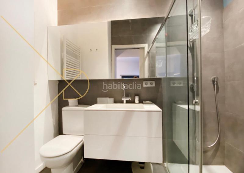 Foto 0a38978c-8259-4e1b-826d-e14f6b55b30a. Casa  adosada con jardín y terraza en sant gervasi la bonanova en Barcelona