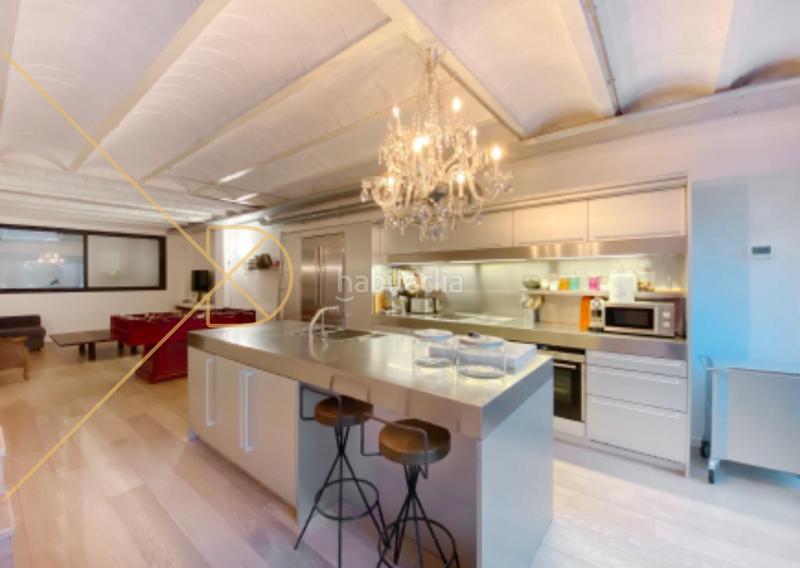 Foto a0dd6336-27ce-4cdf-94fd-7c668c8f2f2c. Casa  adosada con jardín y terraza en sant gervasi la bonanova en Barcelona