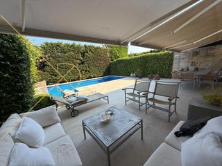 Casa  Carrer jaume cancer. Exclusiva casa con jardín, piscina y vistas al mar. bonanova