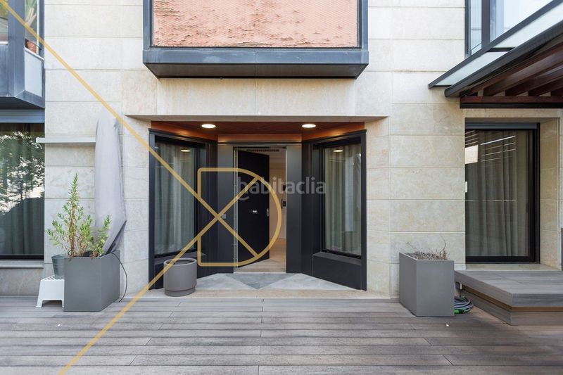 Foto 31166459-4e6f-4711-923e-45fdb37b2cfd. Casa amb calefacció aparcament piscina a Sarrià Barcelona