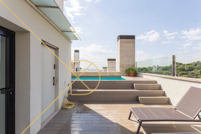Foto 4590c388-46a2-47b5-ae27-6bfa07900248. Casa amb calefacció aparcament piscina a Sarrià Barcelona