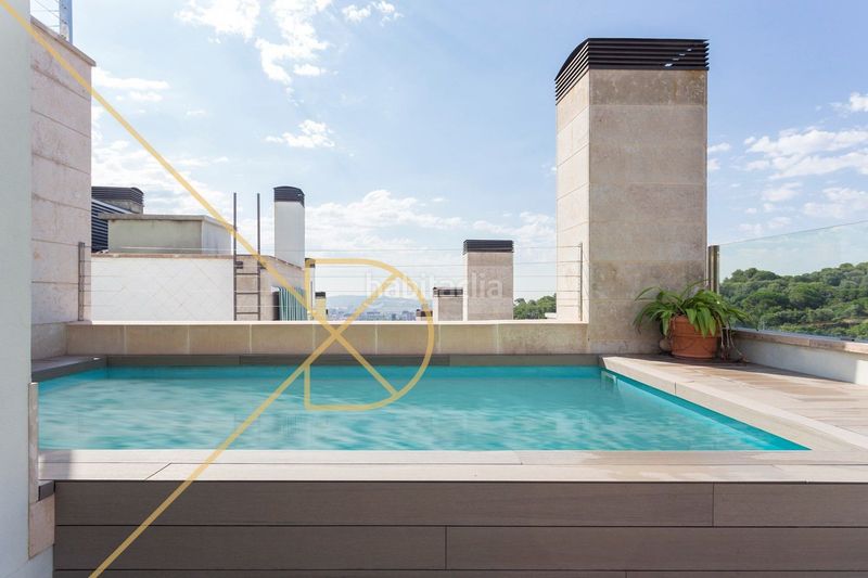 Foto 8b695953-fd89-4860-97d0-d6cc576405b0. Casa amb calefacció aparcament piscina a Sarrià Barcelona