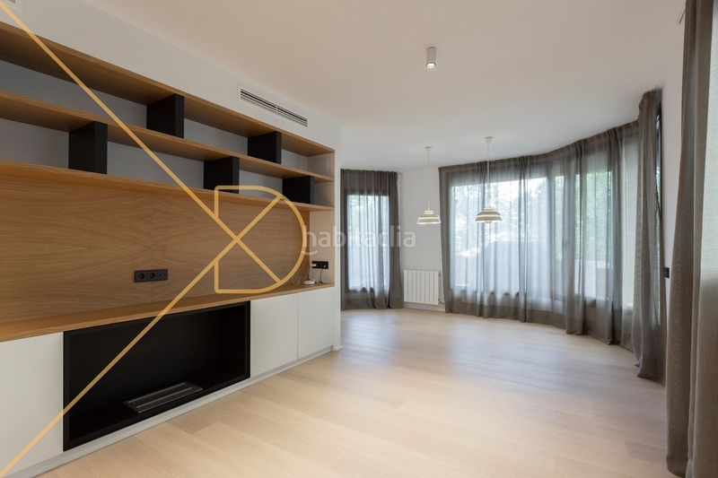 Foto b86f05e2-5d62-4f26-9a1b-adc02df72ab0. Casa amb calefacció aparcament piscina a Sarrià Barcelona