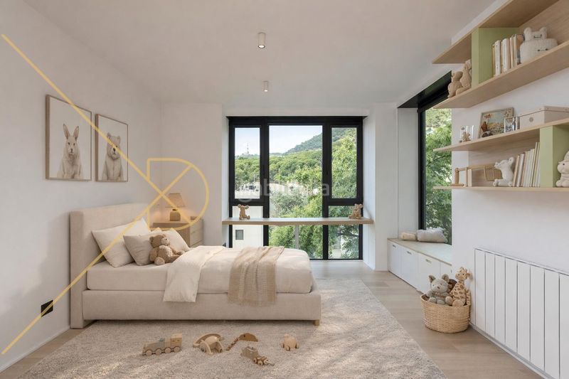 Foto c0461567-ebdc-48e5-bb3b-bf752dc01729. Casa amb calefacció aparcament piscina a Sarrià Barcelona