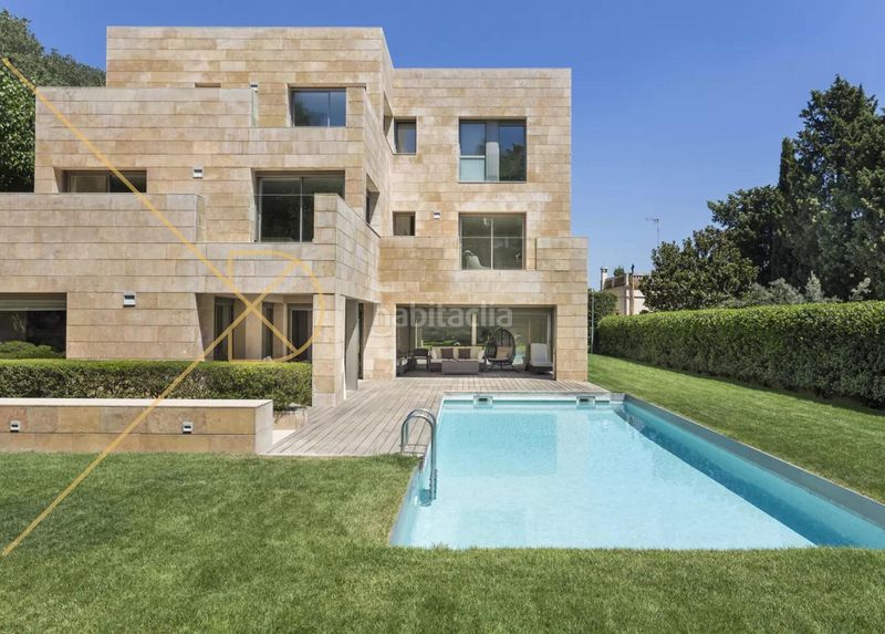 Foto 637c5753-4ae7-44bd-9a72-e9eeb638d37b. Casa a Pedralbes Barcelona