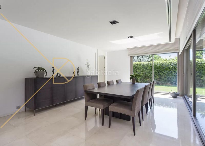 Foto b202ba03-c032-423f-8ec4-493c9cb279e9. Casa a Pedralbes Barcelona