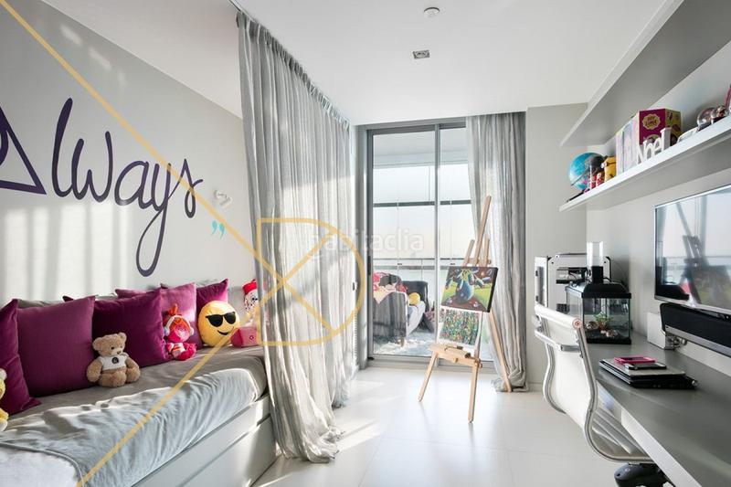 Foto fdda5230-7e67-4162-baf4-0a8ed6202f84. Rent duplex with heating parking pool in Diagonal Mar i el Front Marítim del Poblenou Barcelona