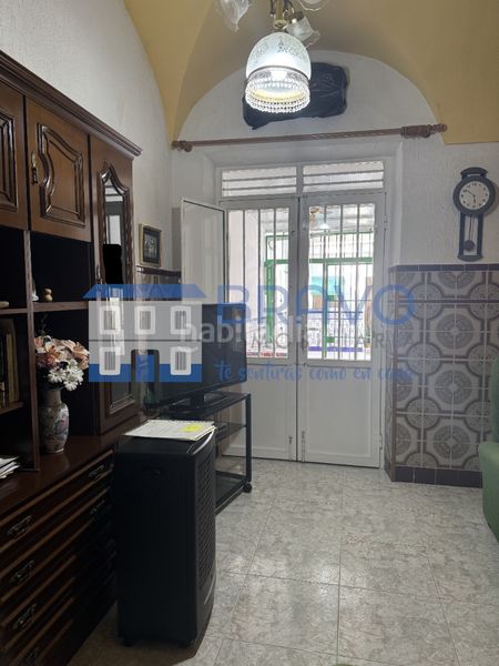 Foto 8adc3b47-88e2-4c23-955b-57a2f2421510. Casa a Don Benito