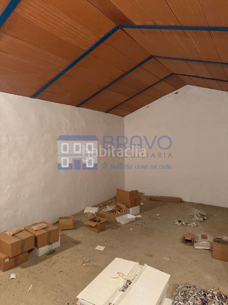 Foto 32762ddc-38e8-43e3-9d0f-917f21489538. Casa aparellada a Castuera