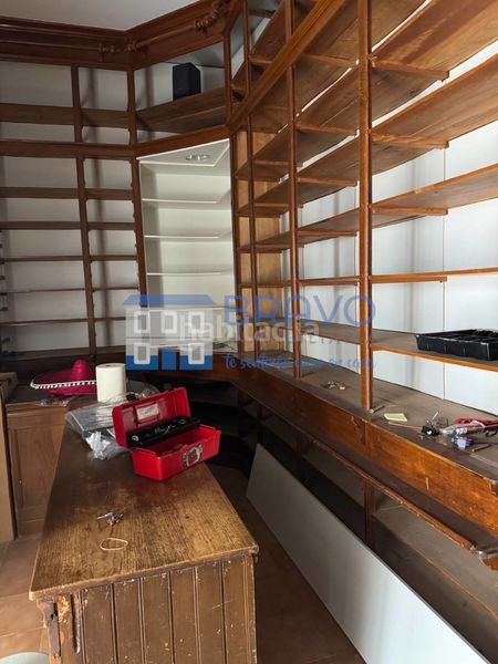 Foto e6524f37-edc6-49c7-a73c-42db728f4530. Casa aparellada a Castuera