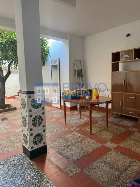 Foto 09fb058d-81a9-4d1c-acac-e2351bc020ad. Casa amb xemeneia a Don Benito