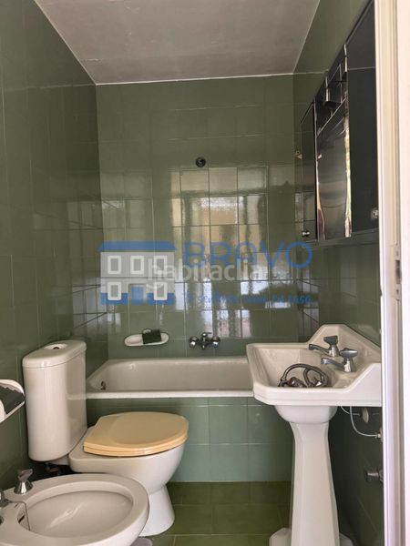 Foto b8bb7cbc-a774-489f-8e7d-2e2c33b0f710. Casa amb xemeneia a Don Benito