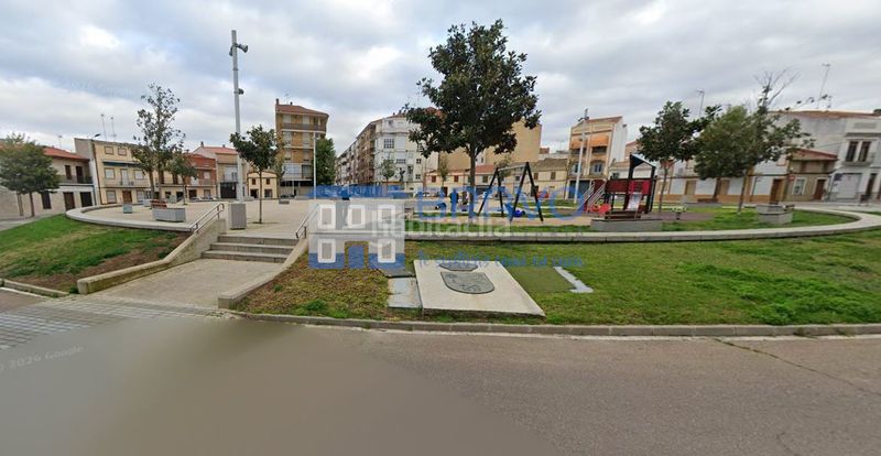Foto 0abda00e-4371-491c-b2ec-8485d9867d59. Pis a Don Benito