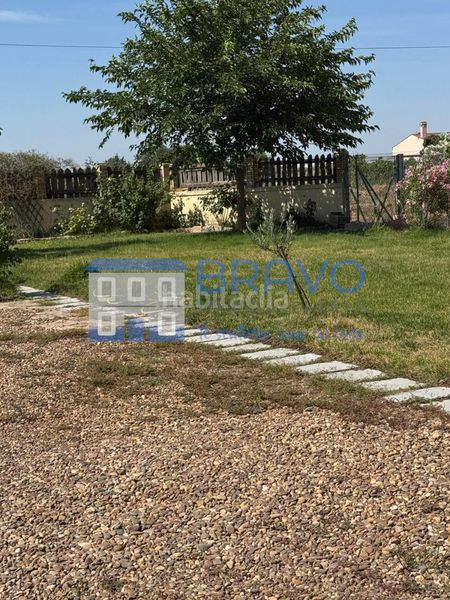 Foto 0bc9623b-75a2-4333-9c3a-bbc34edcd860. Masia amb xemeneia aparcament a Don Benito