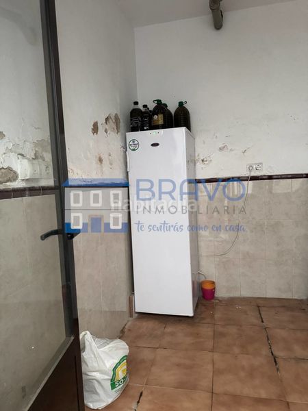 Foto 07e6e5d0-bede-4730-932b-8f13d4d3ac2f. Casa aparellada a Don Benito