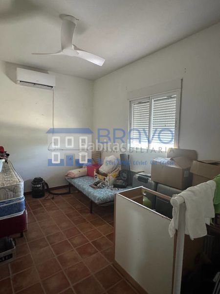 Foto 55eaa0c0-9889-4733-b0ee-22892ef54124. Xalet amb xemeneia aparcament a Medellín