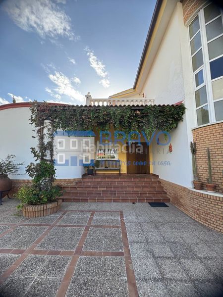 Foto 20d36009-4fa5-4759-a570-bc782dc7799c. Xalet amb xemeneia calefacció aparcament piscina a Don Benito