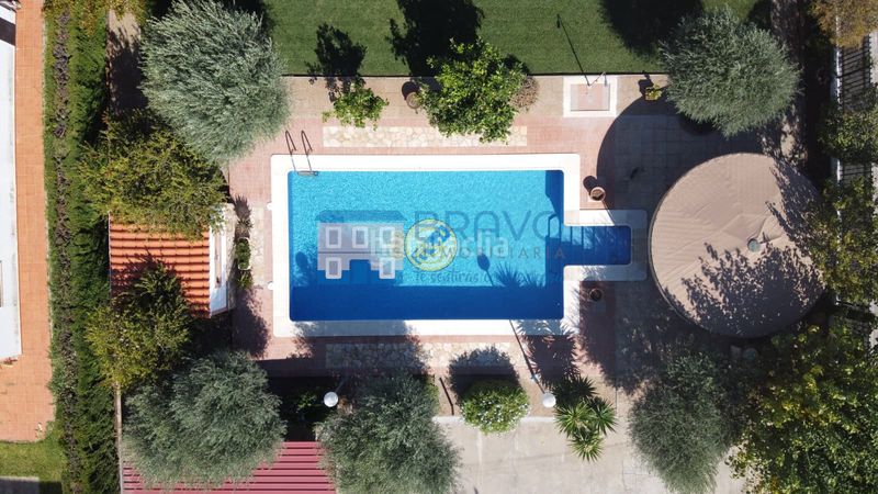 Foto 7083a607-d9cd-480f-a6a7-e330e84300aa. Xalet amb xemeneia calefacció aparcament piscina a Don Benito