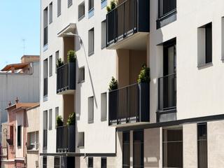 Parking coche en Carrer de Miquel Vives 54