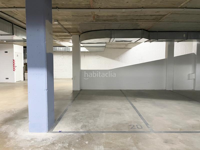 Foto 3a47a5db-928e-4e6d-b3f6-a70ce9ec3ace. Posto auto in carrer de miquel vives 54 in Plaça Catalunya - Escola Industrial Terrassa