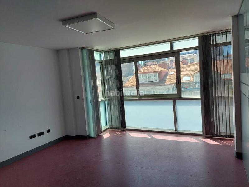 Foto 3b6e6c3a-19c4-4e55-bafb-9f45c42e984f. Alquiler local comercial en Ensanche Coruña (A)