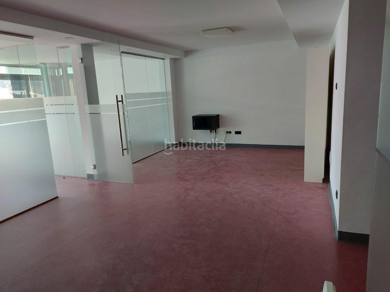 Foto 7fbba7e1-cf64-4f90-a2ee-48c689c5c24e. Alquiler local comercial en Ensanche Coruña (A)