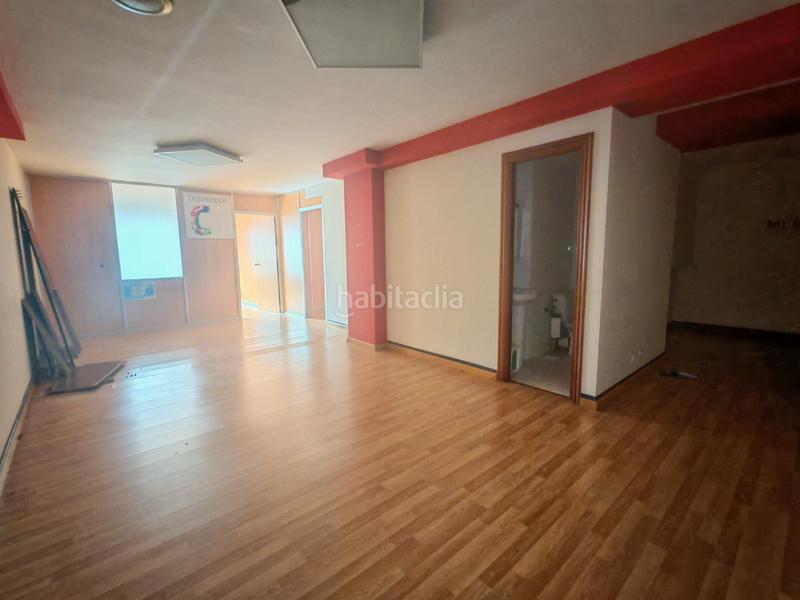 Foto 134c1352-f025-499d-ba3e-41399952c166. Lloguer local comercial a avenida gramela 17 a Agra del Orzán - Ventorrillo Coruña (A)