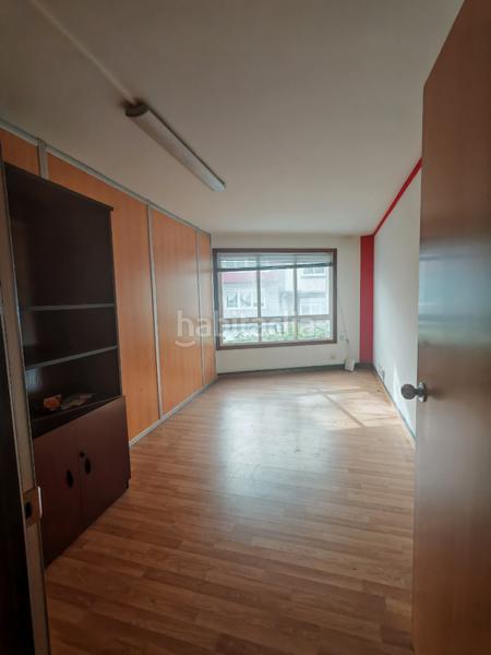 Foto 7cac9d20-2dd0-41d3-9433-c4f06bb2d25a. Lloguer local comercial a avenida gramela 17 a Agra del Orzán - Ventorrillo Coruña (A)