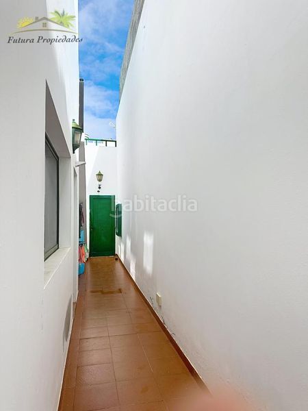 Foto 00b29d0c-cb46-4526-b01b-78de9c0422d7. Planta baixa a Punta Mujeres Haría