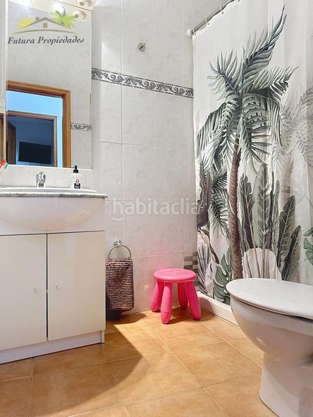 Foto f4de38e2-3936-4403-a84b-adbdaa79f74a. Planta baixa a Punta Mujeres Haría