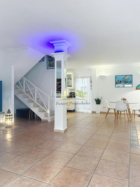 Foto 124c134d-174c-40d9-97ab-36584649abb1. Casa amb aparcament a Playa Honda San Bartolomé