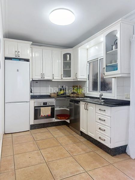 Foto 47bc80e9-ebc0-47fd-8913-9384185e2d2d. Casa amb aparcament a Playa Honda San Bartolomé