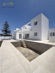 House in Tahiche