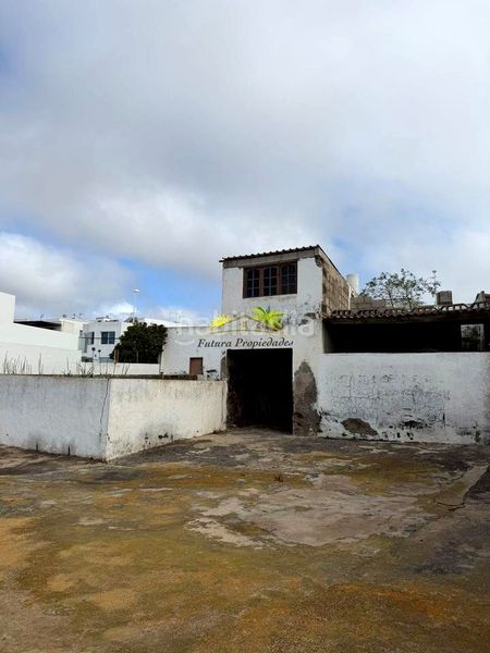 Foto 311a69e9-b369-4bf3-8349-83b89b722748. Terreny residencial a San Bartolomé pueblo San Bartolomé