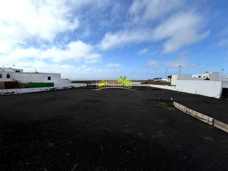 Foto e49cdb9f-0c86-410c-b971-4e6b0164227b. Terreny residencial a San Bartolomé pueblo San Bartolomé