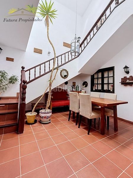 Foto ecfe5f75-66b2-44da-89e2-a8aa0618fec0. Casa amb aparcament a villa de Teguise Teguise