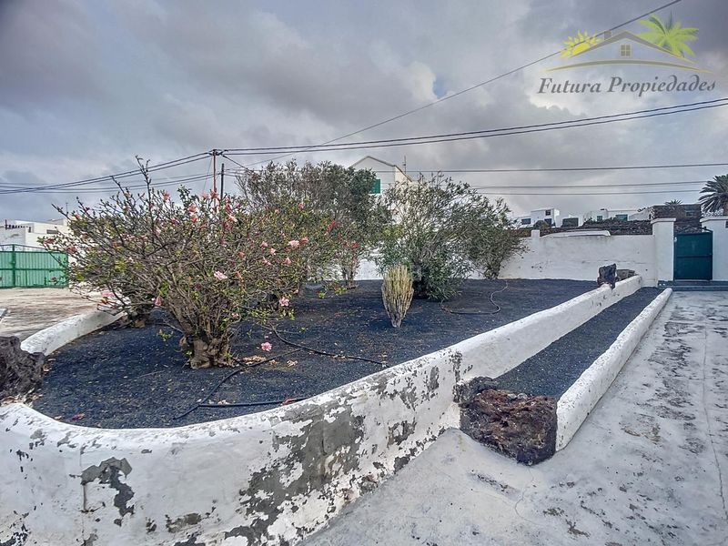 Foto d4b36580-5c48-4343-8455-e88fc416bb25. Casa a Tinajo