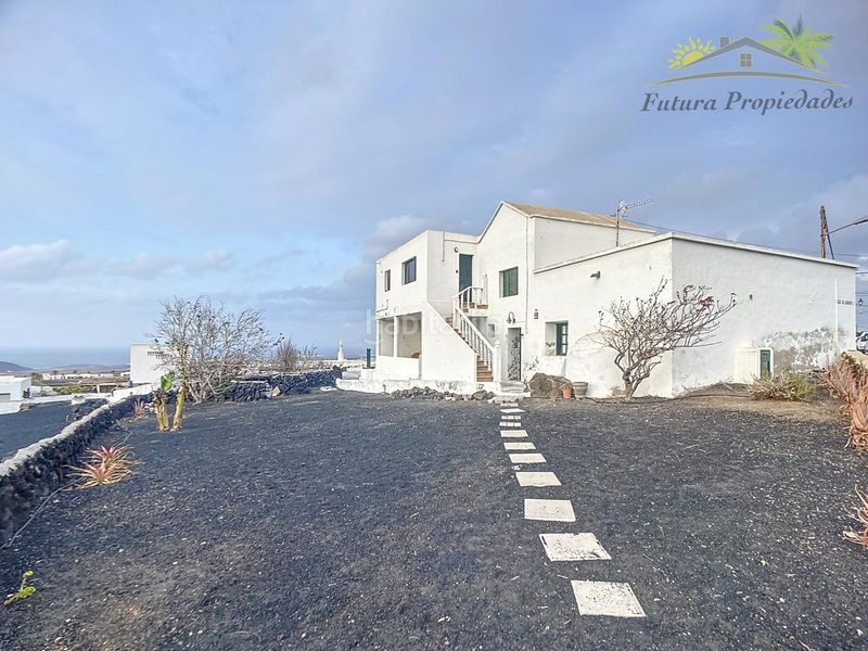 Foto e069a79e-4e4a-4bc5-b6c9-00ff3537f96e. Casa a Tinajo