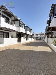 Ground floor in Playa Honda. Apartamento dos habitaciones playa honda