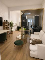Local Comercial a Valterra - Altavista. Almacén acondicionado como vivienda y local