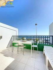Planta baixa  Calle reina sofía. Apartamento con vistas puerto del carmen