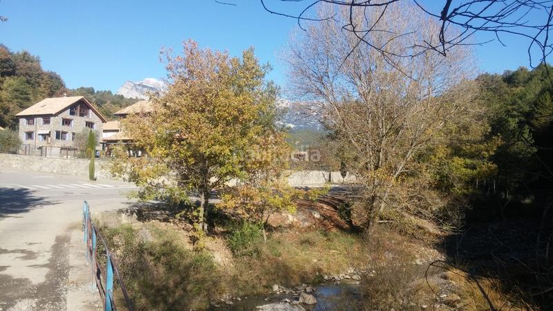 Foto 6dd86545-3c16-4ed2-930d-dcd873b5e395. Terreno residencial parcela en venta en ainsasobrarbe. en Aínsa - Sobrarbe