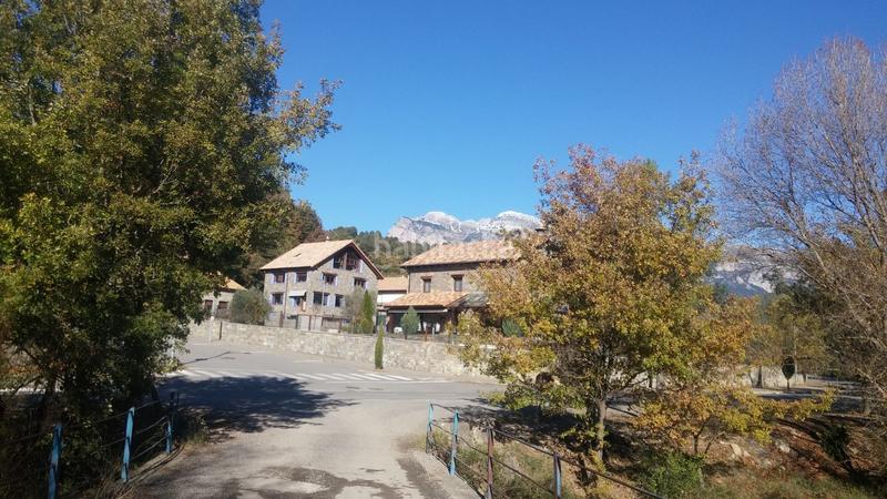 Foto bc1abd1b-b3b8-4ac8-9081-40e526bca510. Terreno residencial parcela en venta en ainsasobrarbe. en Aínsa - Sobrarbe