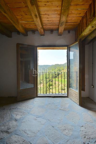 Foto c406073b-4dee-4a3d-97f7-a7c448e6c2d6. Masia a Boltaña